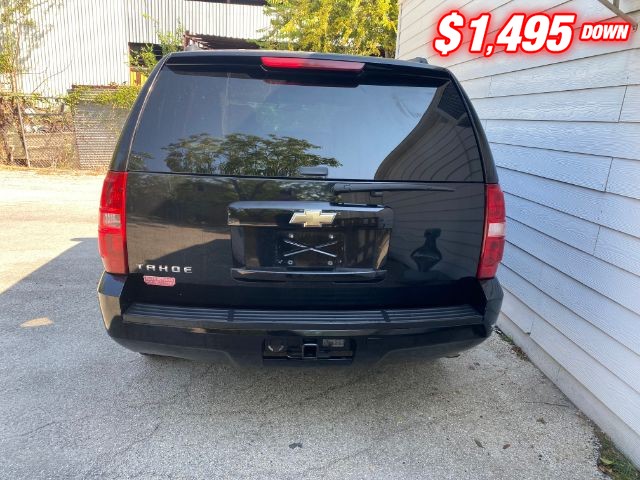 Chevrolet Tahoe Vehicle Image 04