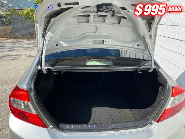 Honda Civic Sedan Vehicle Image 07