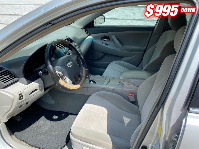 Toyota Camry Vehicle Image 05