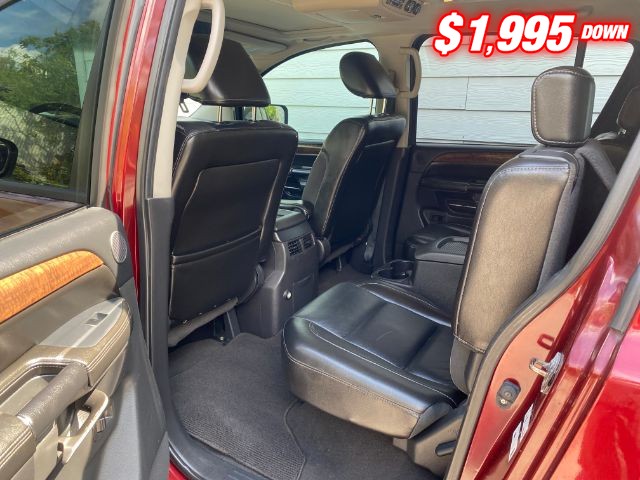 Nissan Armada Vehicle Image 06