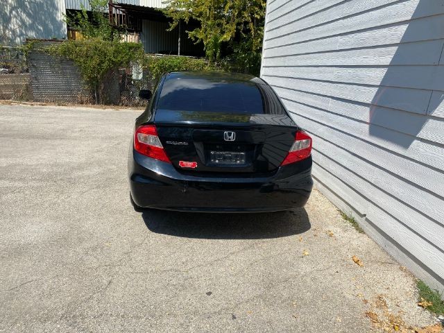 Honda Civic Sedan Vehicle Image 04