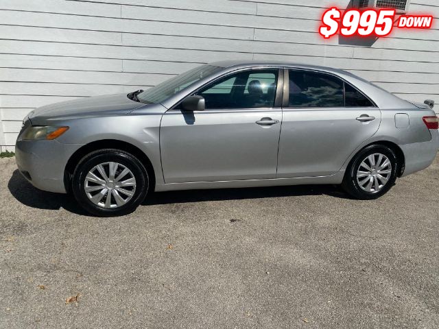 Toyota Camry Vehicle Image 02