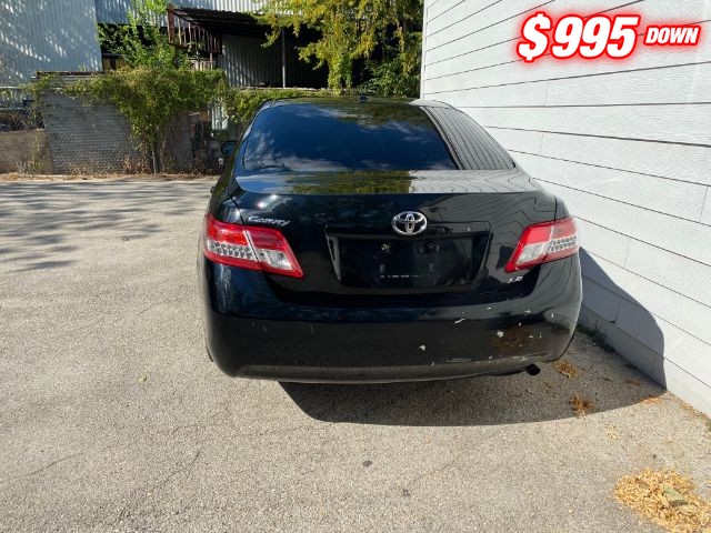 Toyota Camry Vehicle Image 03