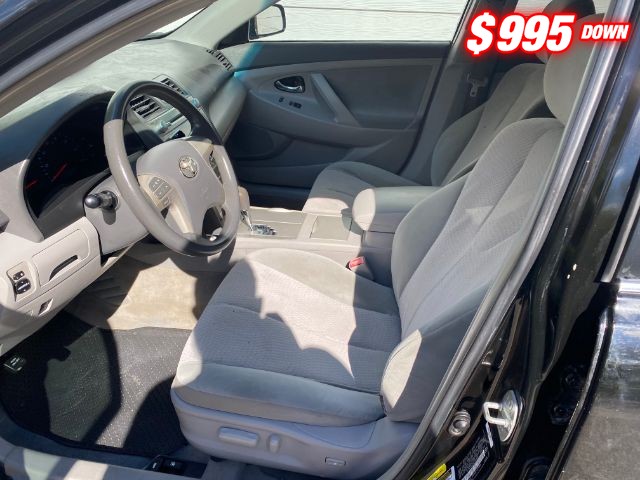 Toyota Camry Vehicle Image 04