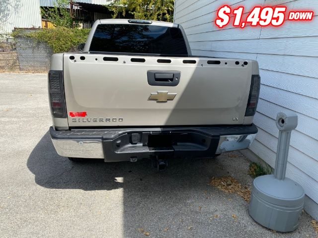 Chevrolet Silverado 1500 Vehicle Image 04
