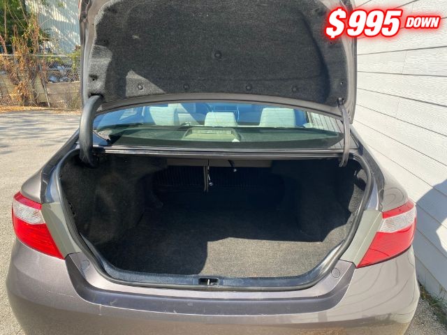 Toyota Camry Vehicle Image 07