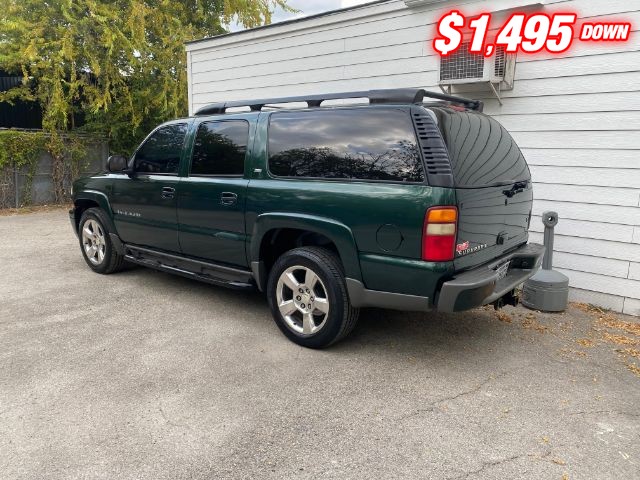 Chevrolet Suburban Vehicle Image 03
