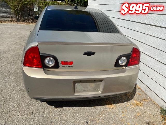 Chevrolet Malibu Vehicle Image 04