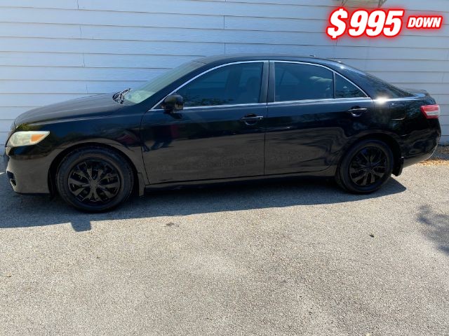 Toyota Camry Vehicle Image 02
