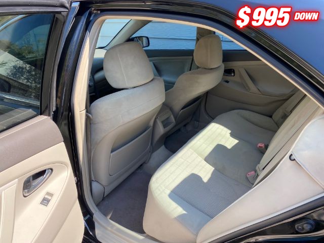 Toyota Camry Vehicle Image 06