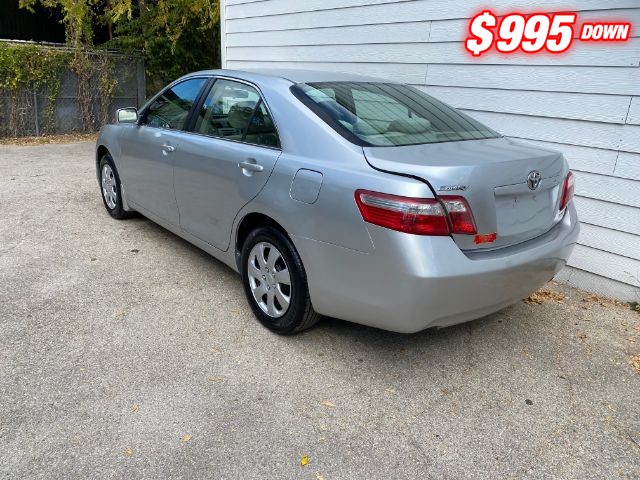 Toyota CAMRY Vehicle Image 03