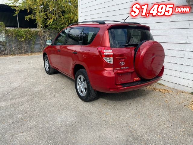 Toyota RAV4 Vehicle Image 03