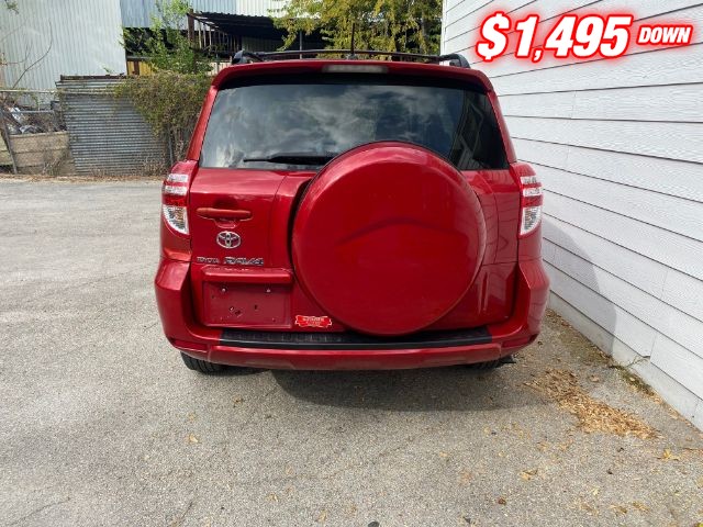 Toyota RAV4 Vehicle Image 04