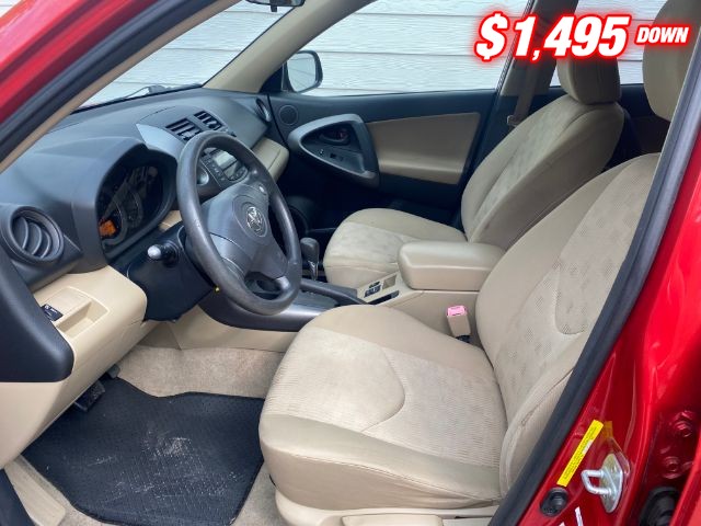 Toyota RAV4 Vehicle Image 05