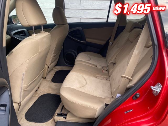 Toyota RAV4 Vehicle Image 06