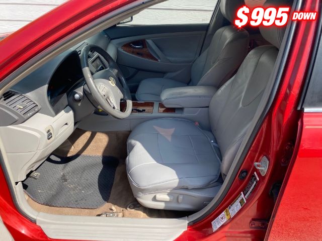 Toyota Camry Vehicle Image 05