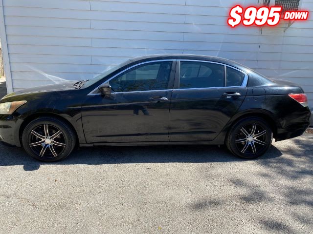 Honda Accord Sedan Vehicle Full-screen Gallery Image 02