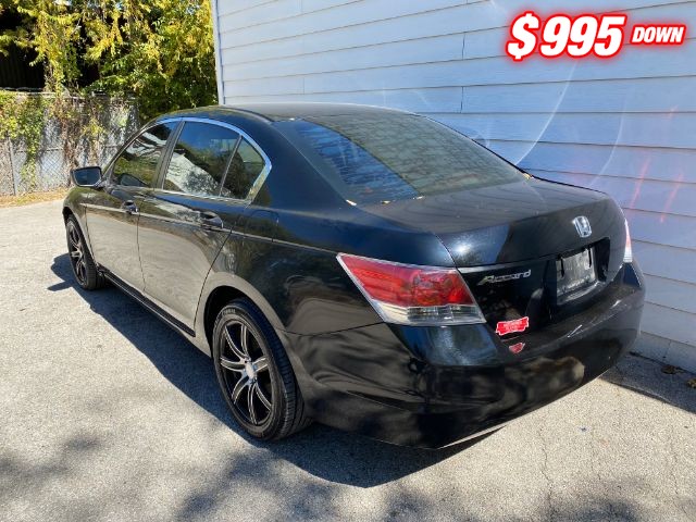 Honda Accord Sedan Vehicle Full-screen Gallery Image 03