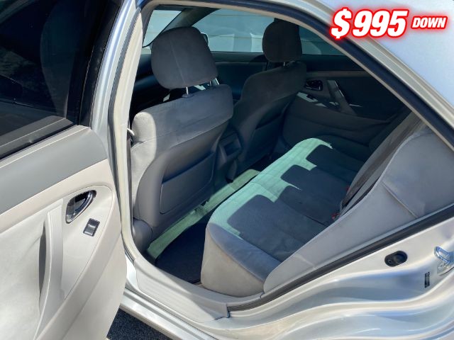 Toyota Camry Vehicle Image 06