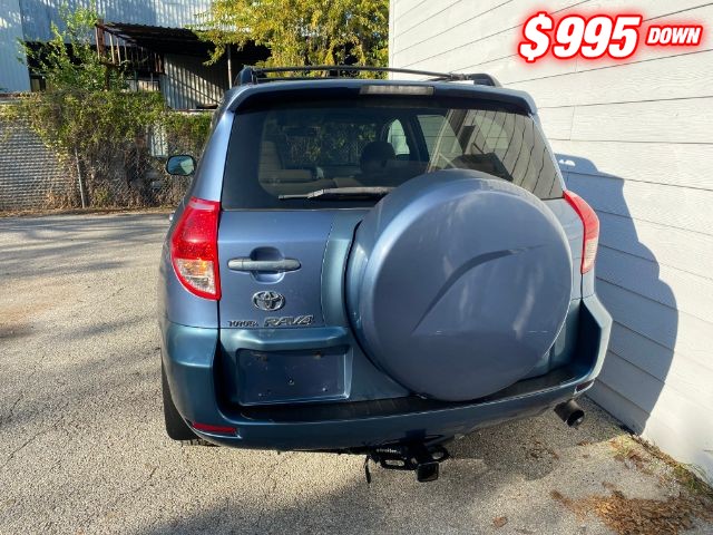 Toyota RAV4 Vehicle Image 04