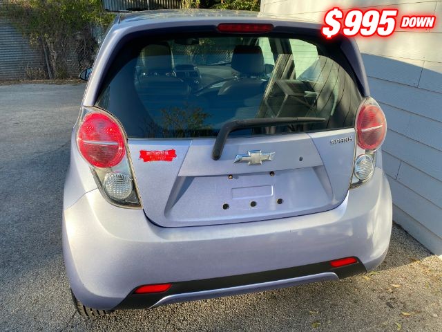 Chevrolet Spark Vehicle Image 04