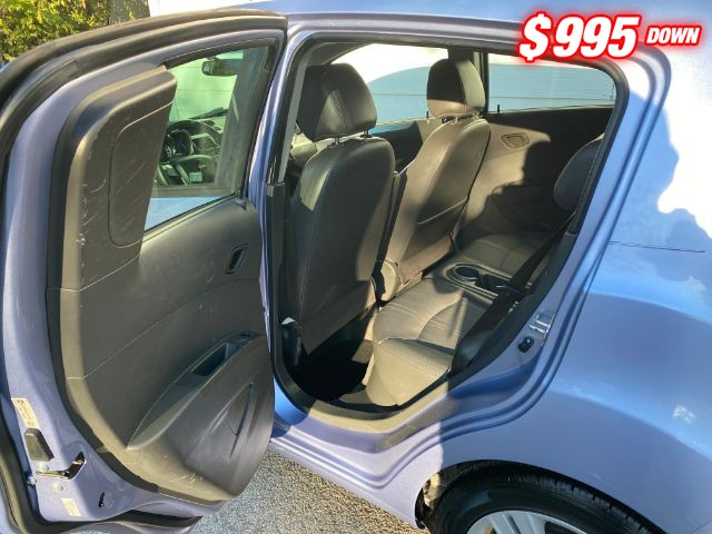 Chevrolet Spark Vehicle Image 06