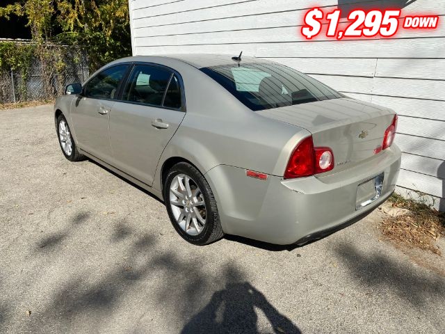 Chevrolet Malibu Vehicle Image 03