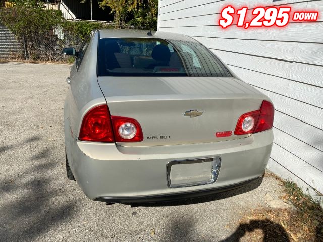 Chevrolet Malibu Vehicle Image 04