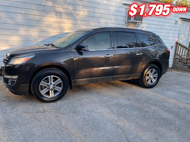 Chevrolet Traverse Vehicle Image 02