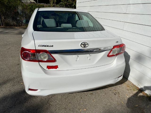 Toyota Corolla Vehicle Image 04