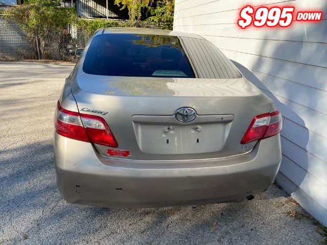 Toyota CAMRY Vehicle Image 04