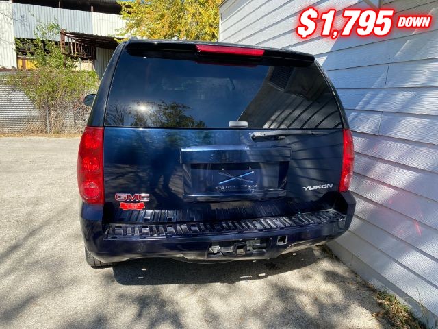 GMC Yukon Vehicle Image 04