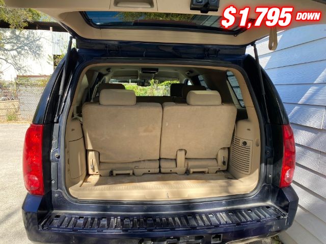 GMC Yukon Vehicle Image 07