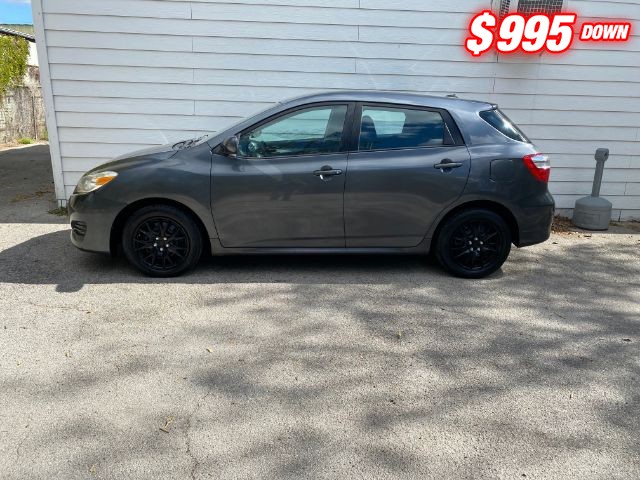 Toyota Matrix Vehicle Image 02