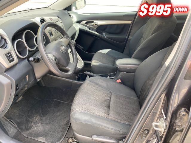 Toyota Matrix Vehicle Image 05