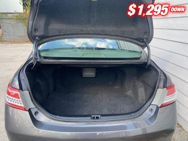 Toyota Camry Vehicle Image 07