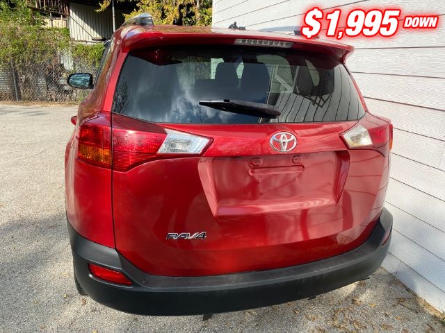 Toyota RAV4 Vehicle Image 04