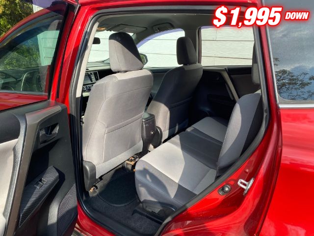 Toyota RAV4 Vehicle Image 06