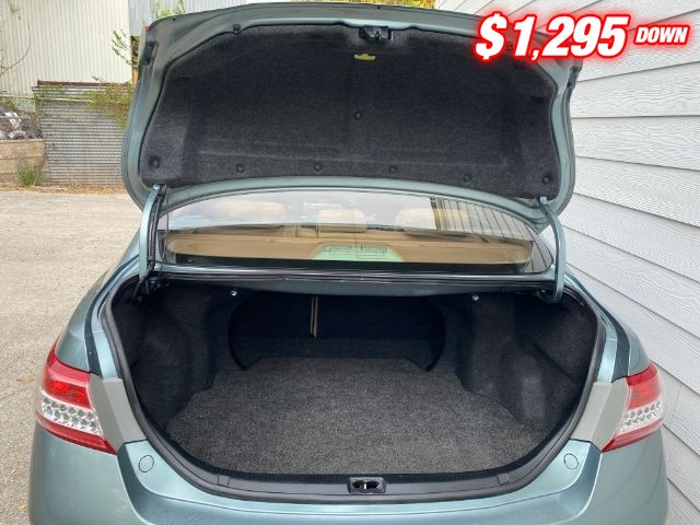 Toyota Camry Vehicle Image 07