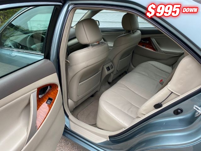 Toyota Camry Vehicle Image 06