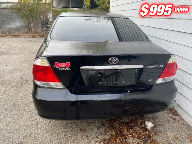 Toyota Camry Vehicle Image 04