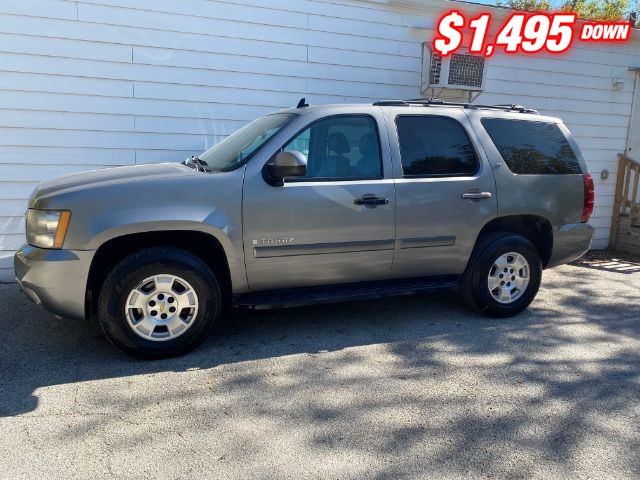 Chevrolet Tahoe Vehicle Image 02