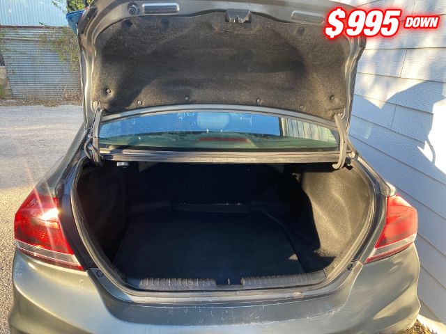 Honda Civic Sedan Vehicle Image 07