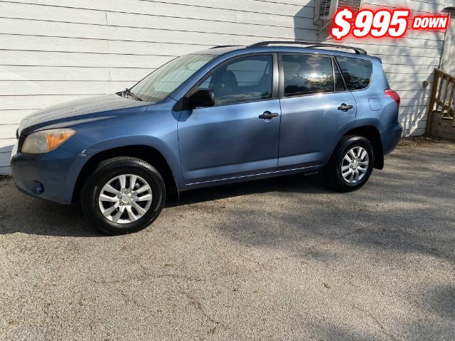 Toyota RAV4 Vehicle Image 02