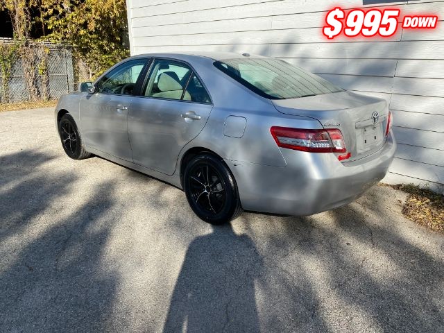 Toyota Camry Vehicle Image 03