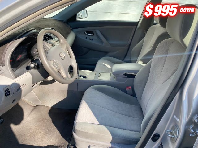 Toyota Camry Vehicle Image 05