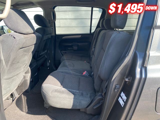 Nissan Armada Vehicle Image 06