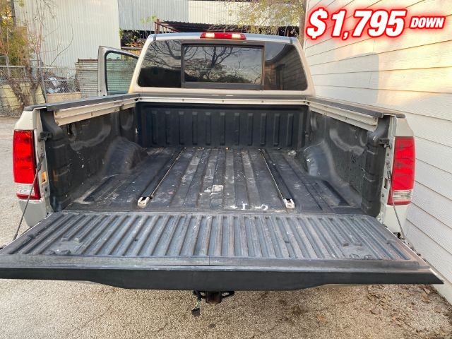 Nissan Titan Vehicle Image 07