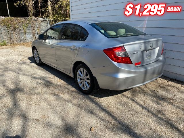 Honda Civic Sedan Vehicle Image 03