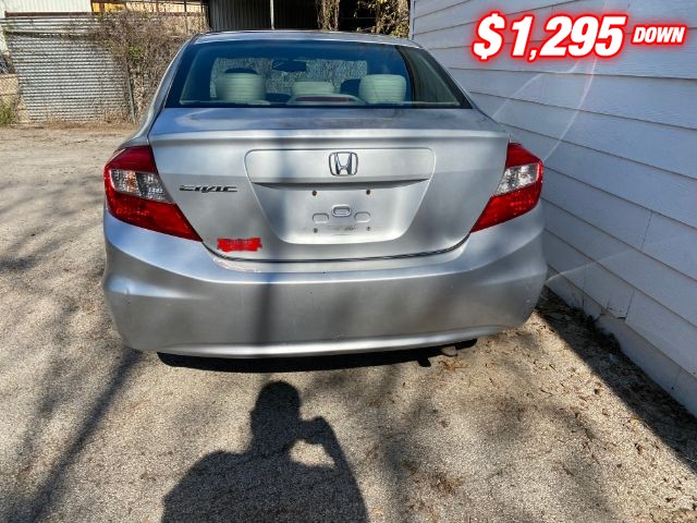 Honda Civic Sedan Vehicle Image 04